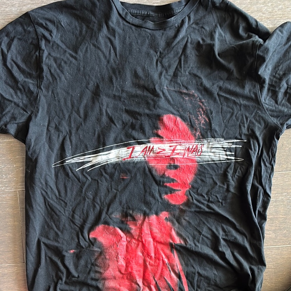 Black and Red Graphic Men's T-Shirt